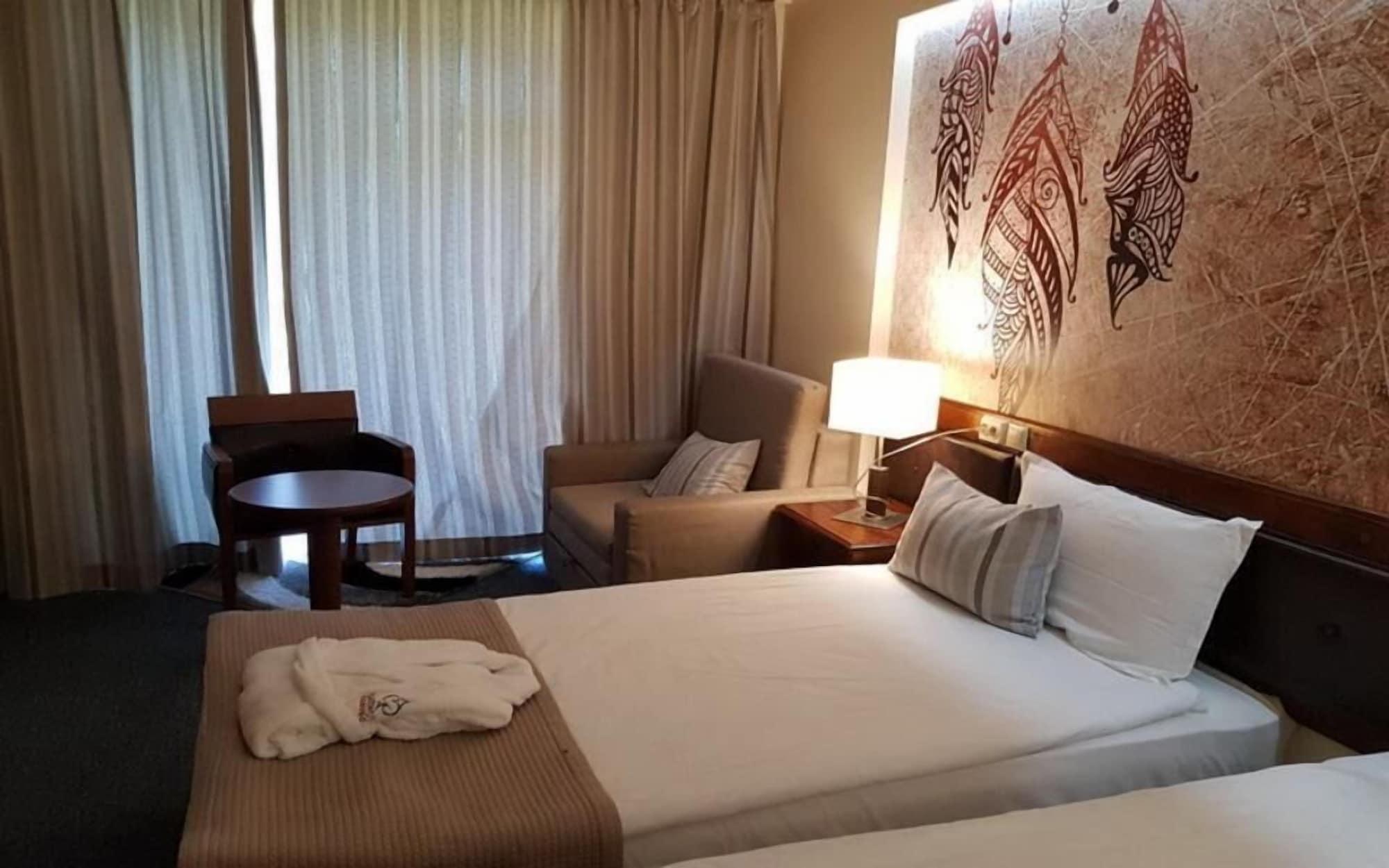 Platinum Hotel And Casino 반스코 외부 사진