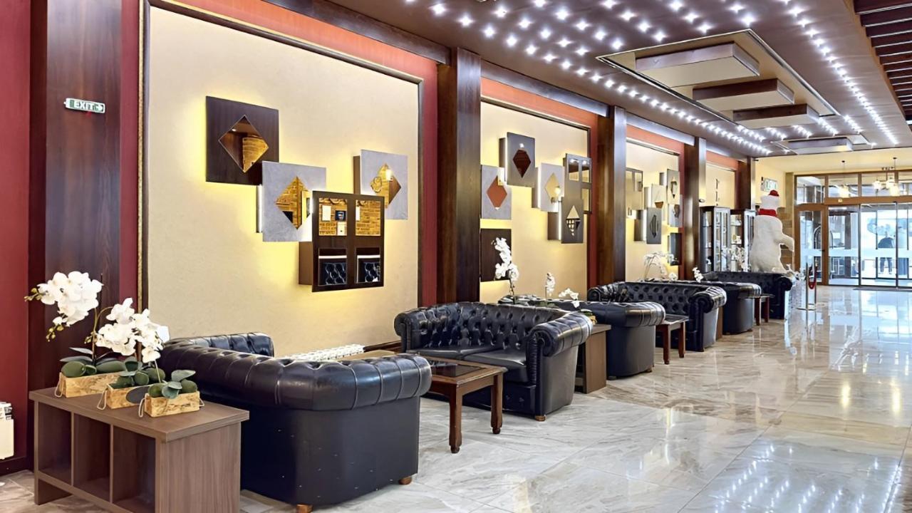 Platinum Hotel And Casino 반스코 외부 사진