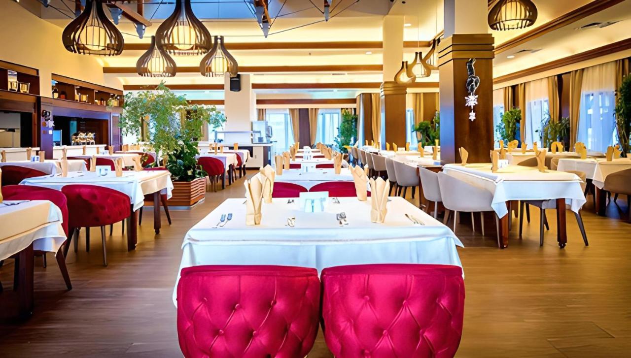 Platinum Hotel And Casino 반스코 외부 사진