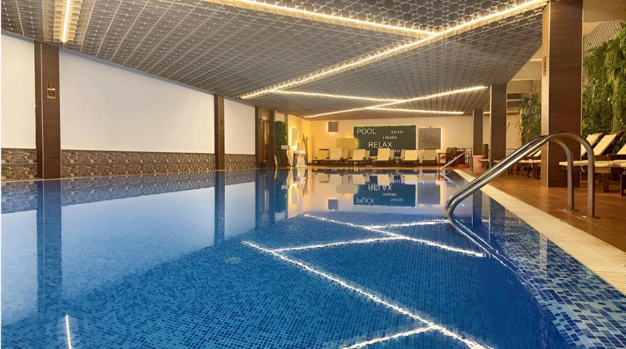 Platinum Hotel And Casino 반스코 외부 사진