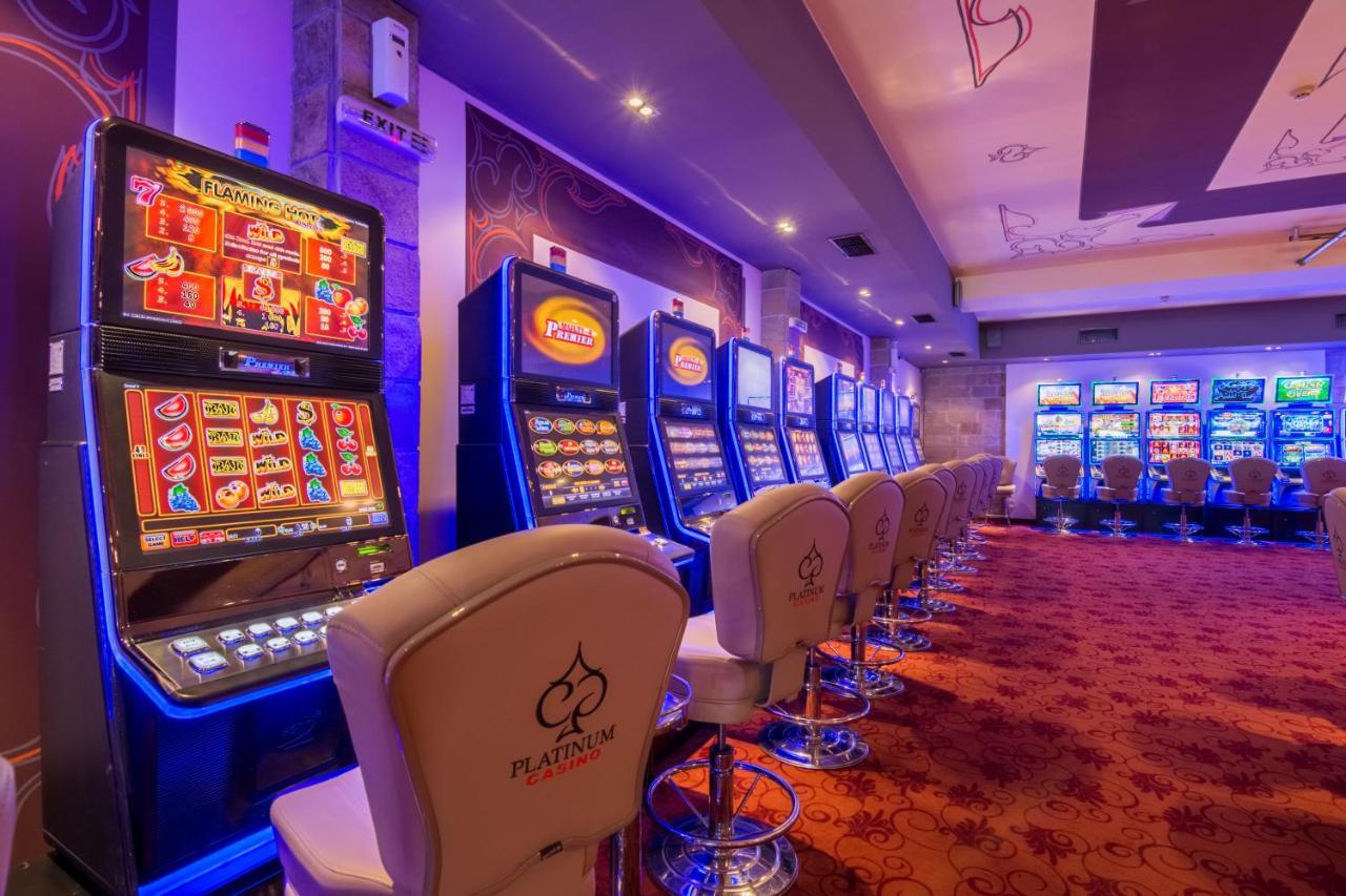 Platinum Hotel And Casino 반스코 외부 사진
